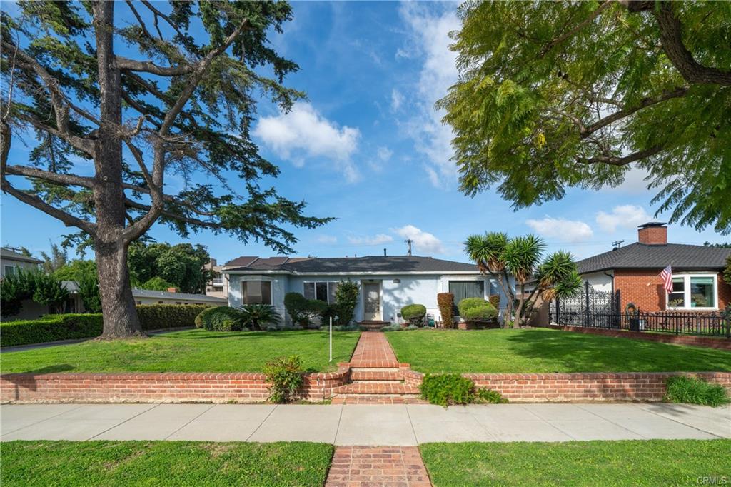 4001 Elm Avenue, Long Beach